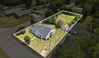 4187 SE College St, Ayden, NC 28513
