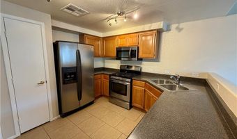 10245 S MARYLAND PW Pkwy 136, Las Vegas, NV 89123