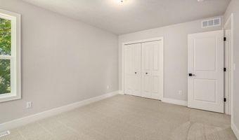 5479 Ada Dr SE, Ada, MI 49301