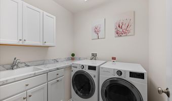 20305 SAVIN HILL Dr, Ashburn, VA 20147