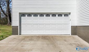 826 Barnes St, Albertville, AL 35950
