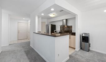 7713 LAFAYETTE FOREST Dr 22, Annandale, VA 22003