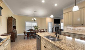 657 BANBURY St, Auburn, AL 36830