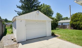 2620 Mogadore Rd, Akron, OH 44312