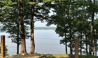 475 BLUFF Rd, Big Sandy, TN 38221