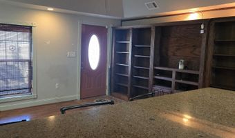 213 LUMBER St, Lincolnton, GA 30817