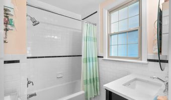 301 WHITTIER St NW 203, Washington, DC 20012