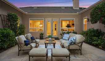 608 Inverlochy Dr, Fallbrook, CA 92028