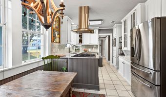 134 Keller St, Bay St. Louis, MS 39520