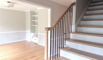 1060 Crabapple Trce, Alpharetta, GA 30004