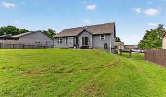 16913 Juniper Dr, Basehor, KS 66007