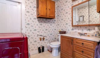 661 Washington St, Coventry, RI 02816