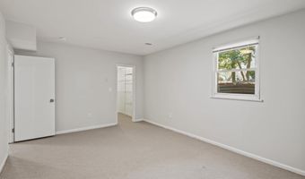 100 OAK Dr, Annapolis, MD 21403