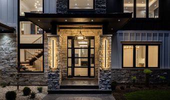 1801 N Clarence Ave, Arlington Heights, IL 60004