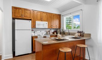 1718 Lewalani Dr, Honolulu, HI 96822
