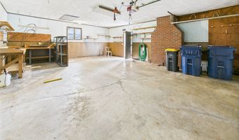 1917 Winding Way, Anderson, IN 46011