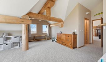 47065 308 St, Beresford, SD 57004