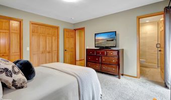 6402 Lone Tree Cir, Anchorage, AK 99507