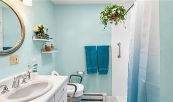 36 Primrose Ln 36, North Providence, RI 02904