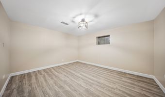 2115 E EUCLID Ave, Arlington Heights, IL 60004