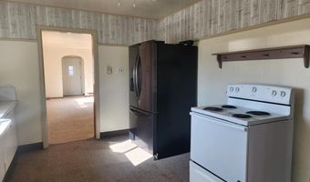 204 Grand Ave, Arco, ID 83213