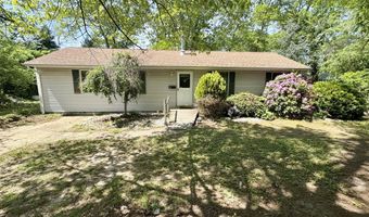 28 Chain Blvd, Bayville, NJ 08721