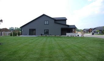 367 Ridge View Dr, Milton, WI 53563
