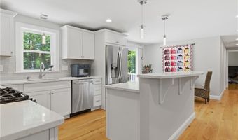 1864 Flat River Rd, Coventry, RI 02816