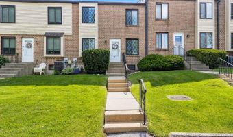 5200 HILLTOP Dr #412, Brookhaven, PA 19015