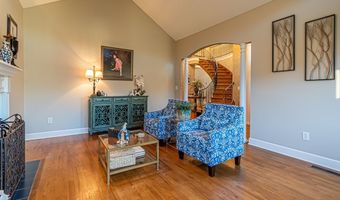 469 Winterham Dr, Abingdon, VA 24211