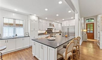5204 SW Ridge Mont Rd, Bentonville, AR 72713