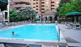 2422 14TH St N, Arlington, VA 22201