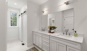7 Sundance Ln, Bow, NH 03304