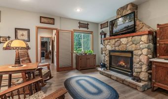 512 River Dr, Clark Fork, ID 83811