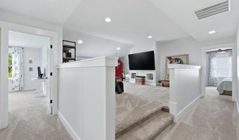 1816 Golfview Dr, Auburn, IN 46706