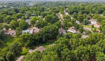 1115 Shadowoak Dr, Ballwin, MO 63021