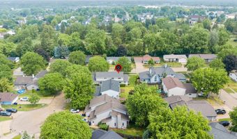 1023 W RIDGEVIEW Dr, Appleton, WI 54914