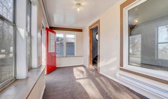 910 2nd Ave, Armstrong, IA 50514