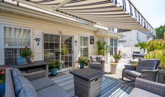 65 Chestnut Way Cir, Barnegat, NJ 08005