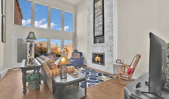 201 Paseo De Vida Loop, Altus, OK 73521