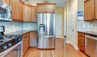 84 Andriana Ln, Albany, NY 12204