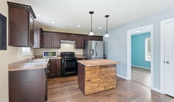 406 Viburnum Creek Run, Avilla, IN 46710