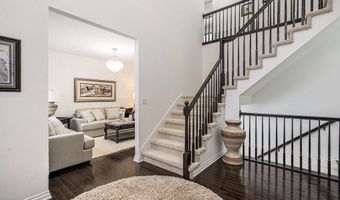 1360 Fairlane Dr, Ann Arbor, MI 48104