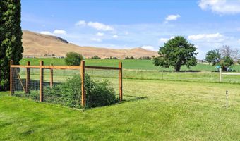 36608 N 140 Pr NW, Benton City, WA 99320