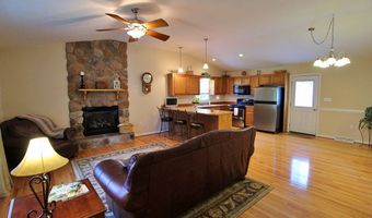 207 Sunnydale Ave, Appomattox, VA 24522