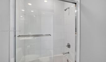 4100 Island Blvd 2303, Aventura, FL 33160