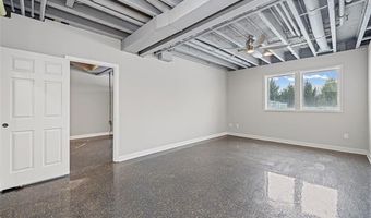 3520 Blue Heron Ct, Ann Arbor, MI 48198