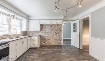 2133 Briarwood St, Abilene, TX 79603