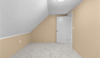 74 Park View Blvd, Cranston, RI 02910