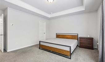 377 Station Overlook Dr, Auburn, GA 30011